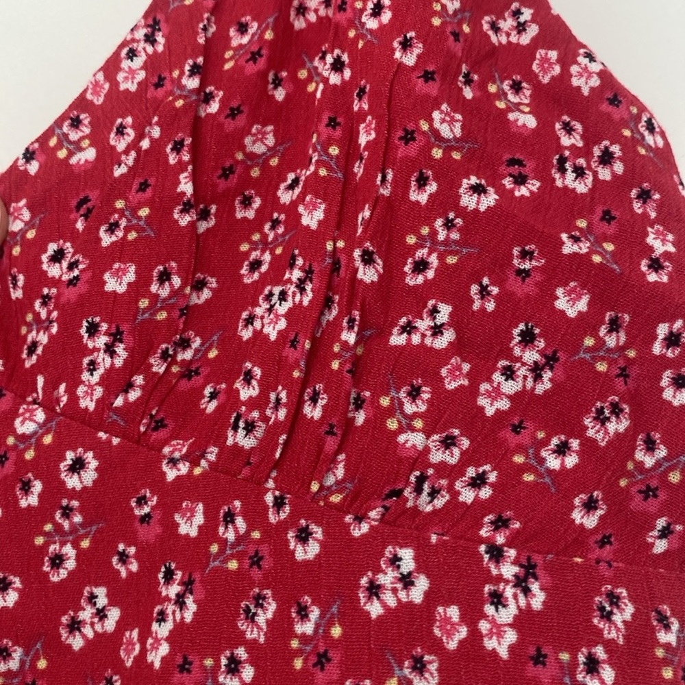 Princess Polly Red Floral Cropped Tank Top - Picture 5 of 8
